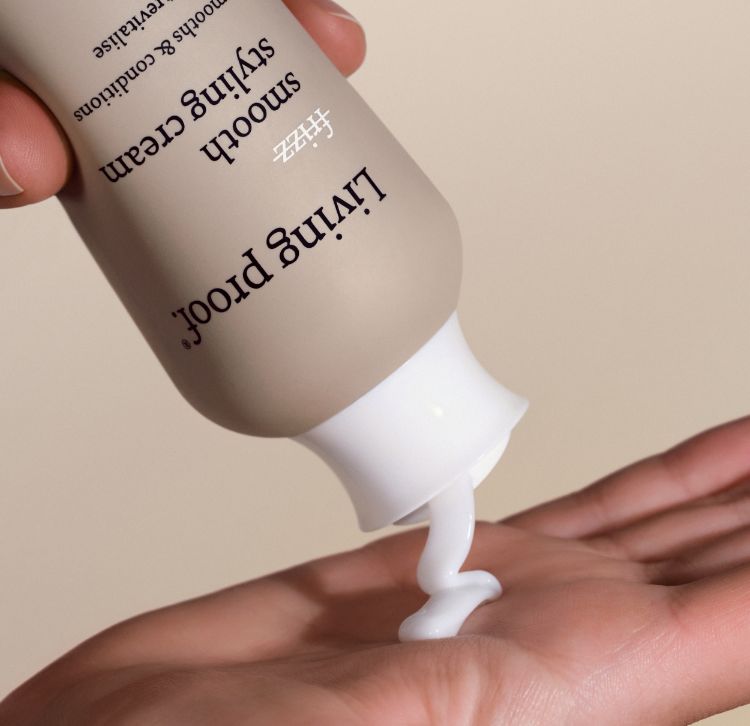 Hair Smoothing Cream for Frizz-Prone Hair